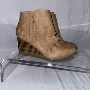 Blowfish ankle boots size 7